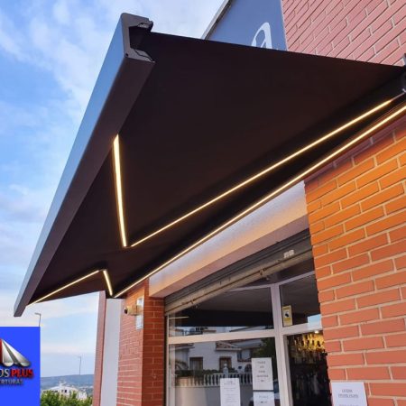 Fachada Área Comercial